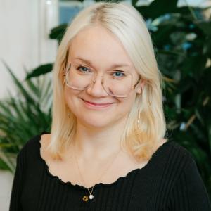 Helena Metslang, Tartu Ülikooli keeleõppepoliitika teadur 